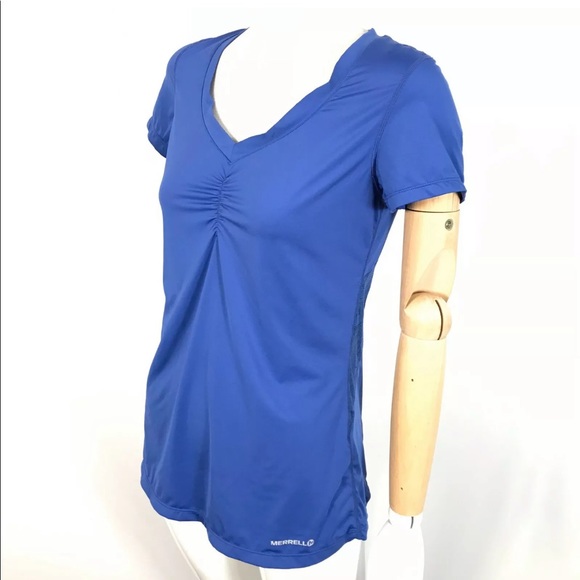 Merrell V-neck Select Wick T-Shirt Lace Detail - Picture 4 of 9